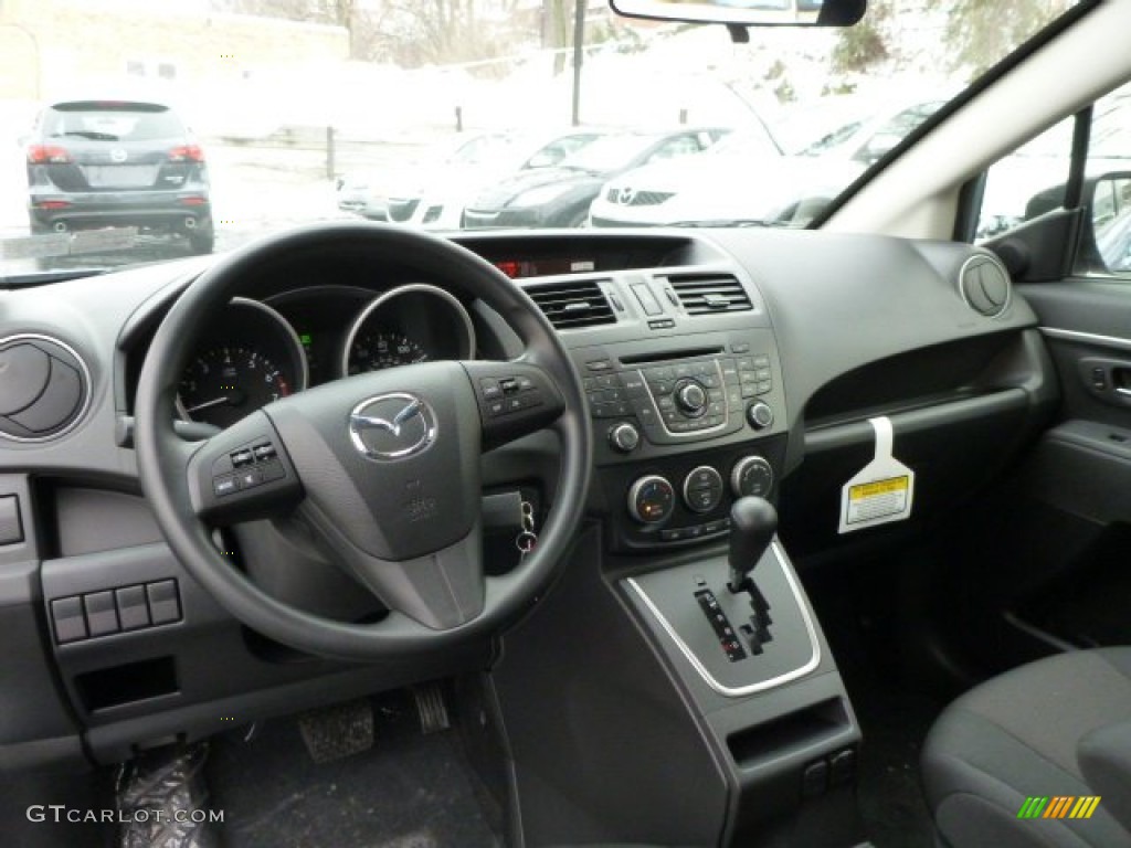 Black Interior 2013 Mazda MAZDA5 Sport Photo #75347231