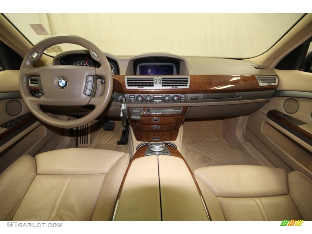 2006 BMW 7 Series 750Li Sedan Dark Beige/Beige III Dashboard Photo #75349953