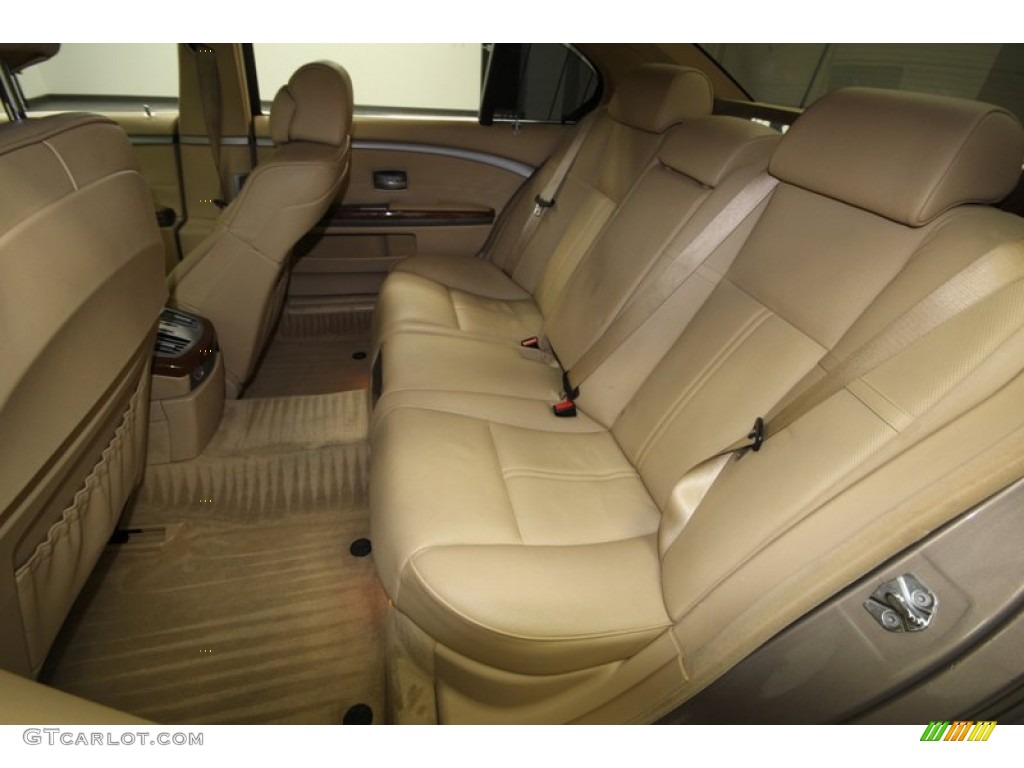 Dark Beige/Beige III Interior 2006 BMW 7 Series 750Li Sedan Photo #75350065