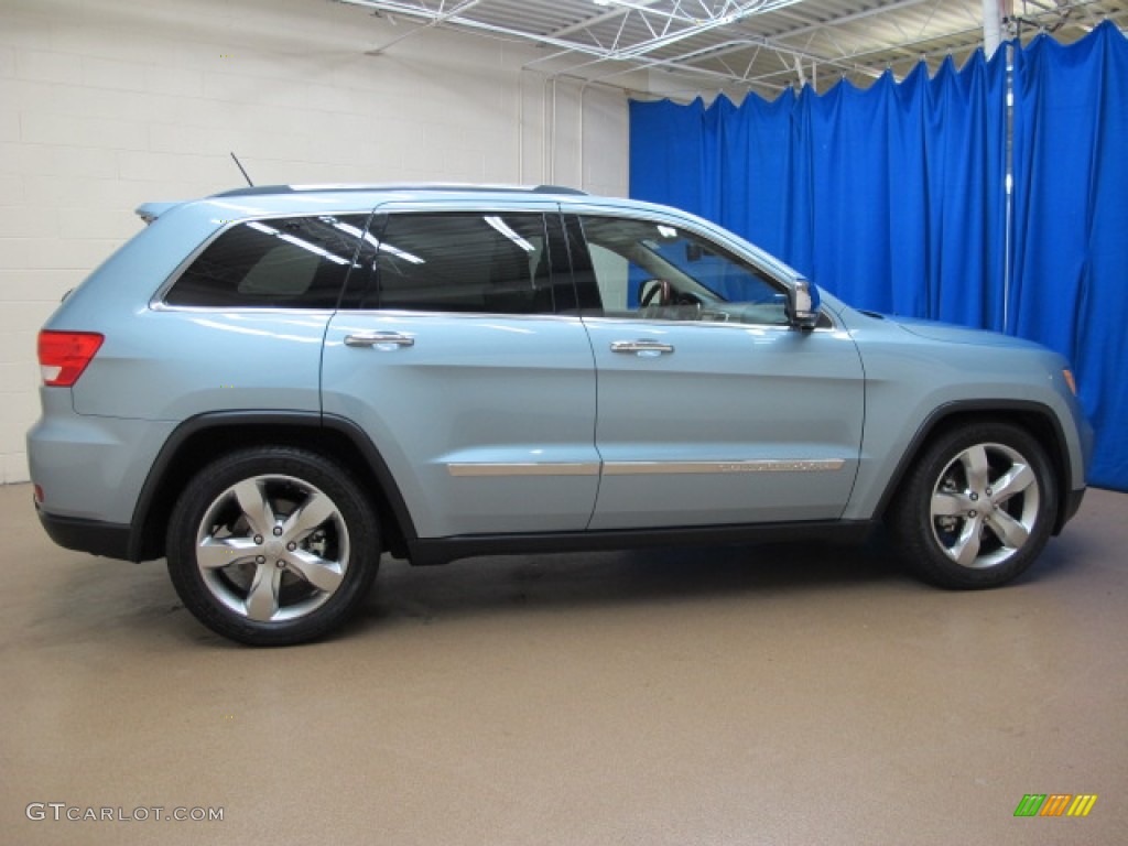 Winter Chill 2012 Jeep Grand Cherokee Overland 4x4 Exterior Photo #75351472