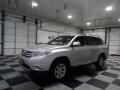 Classic Silver Metallic - Highlander V6 Photo No. 4