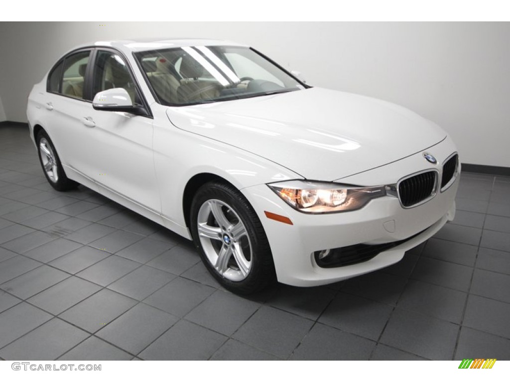 2013 3 Series 328i Sedan - Alpine White / Venetian Beige photo #1