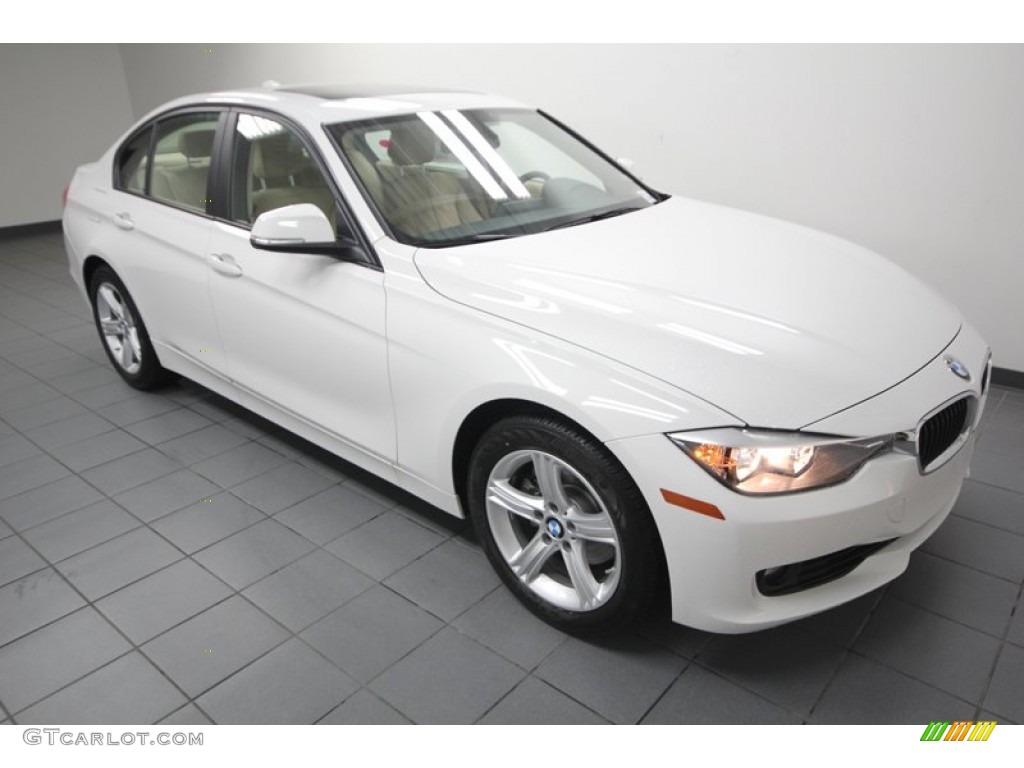 2013 3 Series 328i Sedan - Alpine White / Venetian Beige photo #7