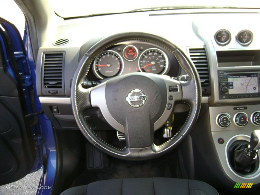 2011 Nissan Sentra SE-R Spec V Charcoal Steering Wheel Photo #75353975