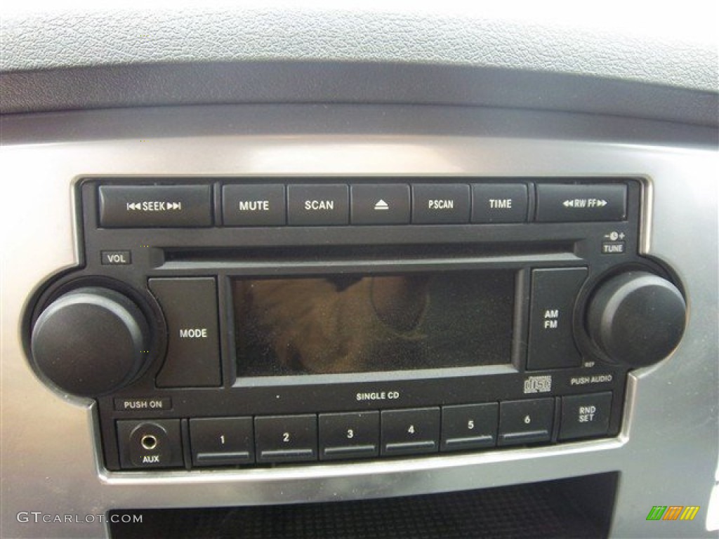 2007 Dodge Ram 2500 SLT Mega Cab Controls Photo #75358129