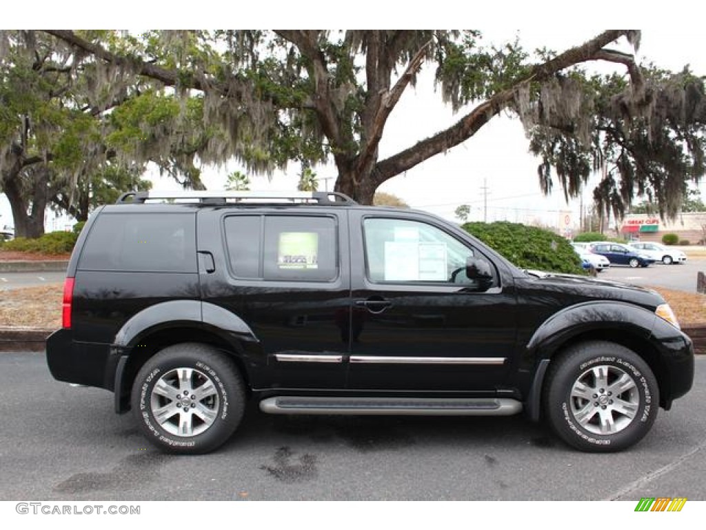 2012 Pathfinder Silver - Super Black / Graphite photo #3