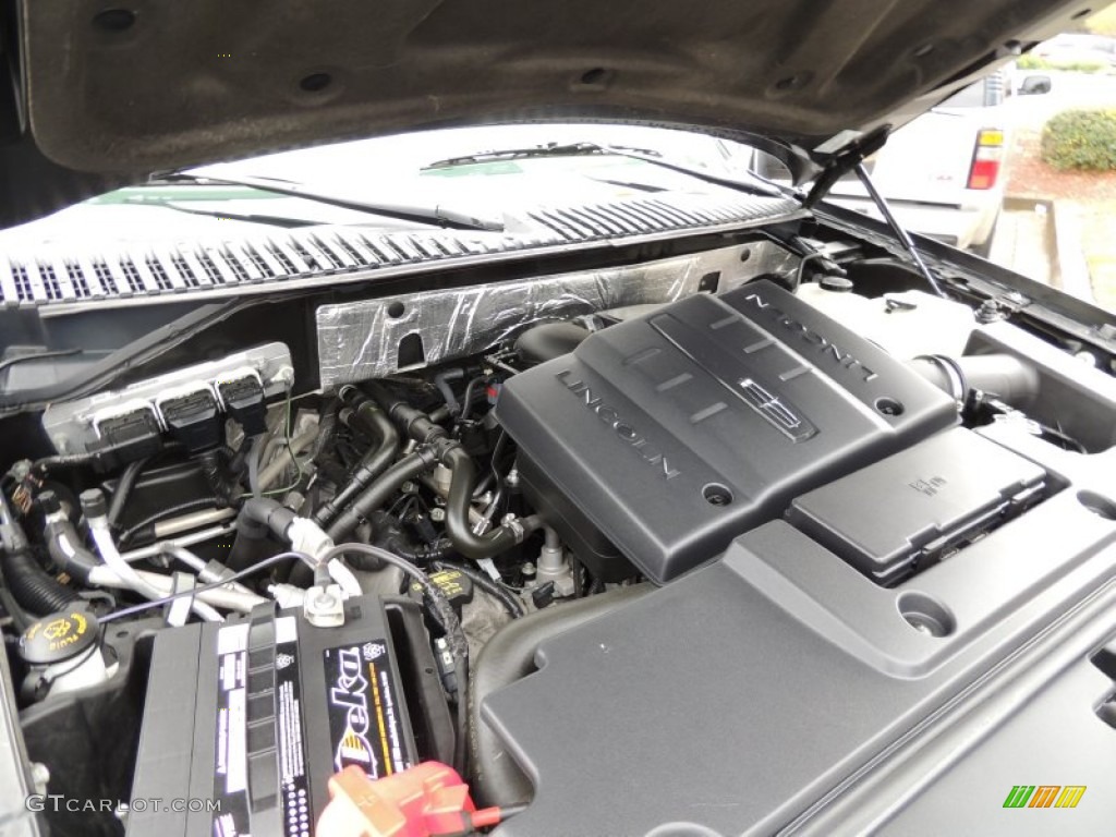2010 Lincoln Navigator L Engine Photos