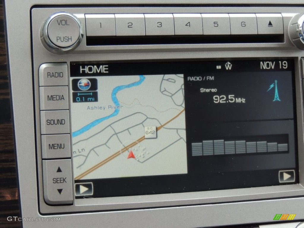 2010 Lincoln Navigator L Navigation Photo #75359690