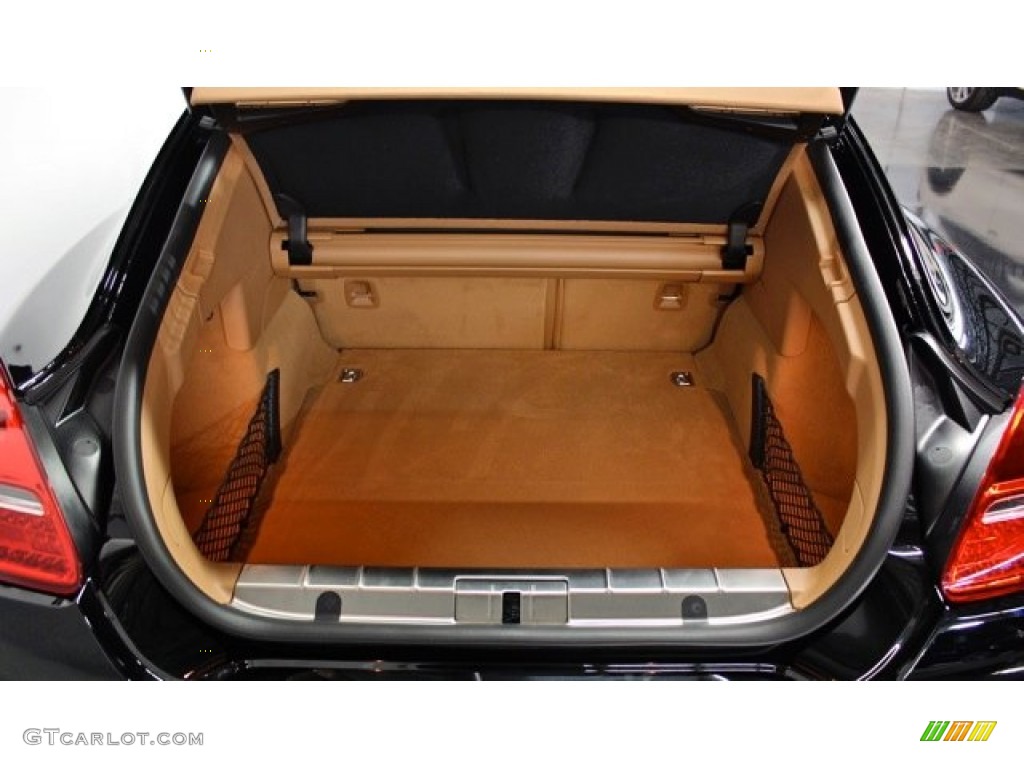 2010 Porsche Panamera Turbo Trunk Photo #75364039