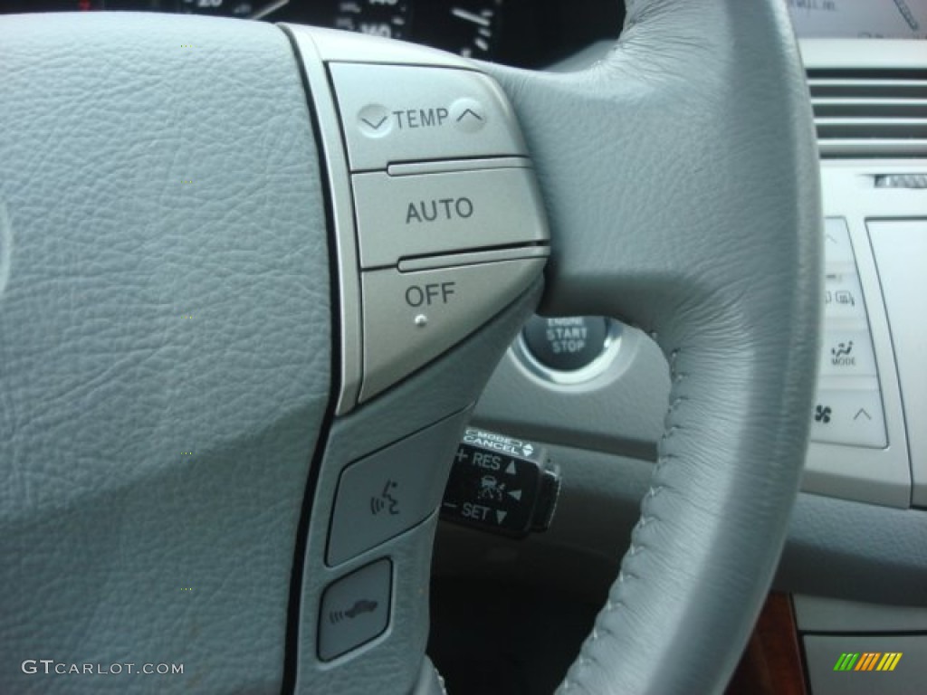 2005 Avalon Limited - Titanium Metallic / Light Gray photo #21