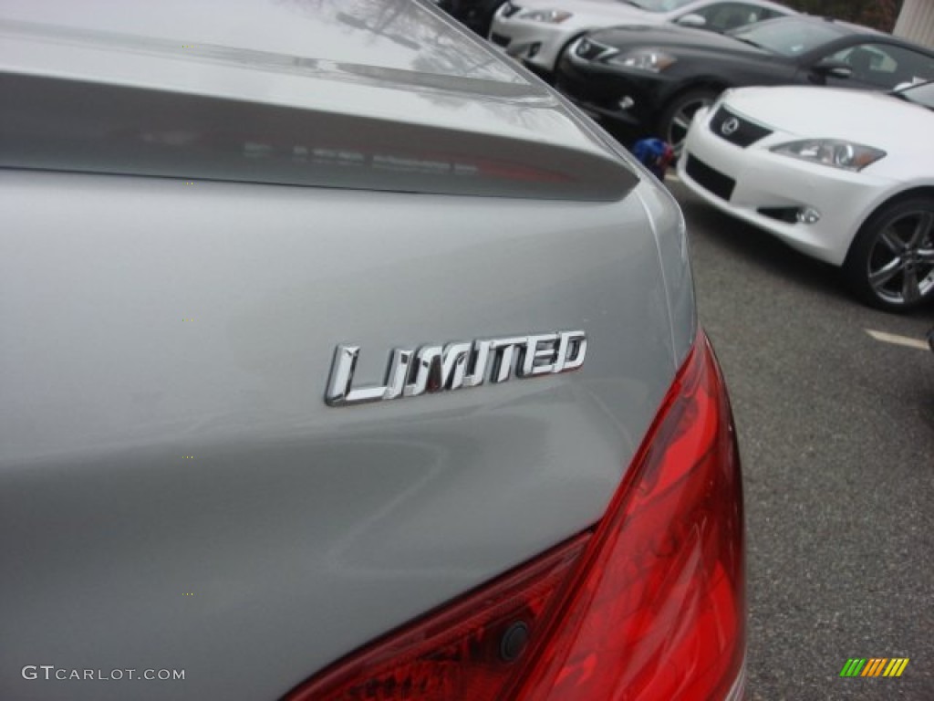 2005 Toyota Avalon Limited Marks and Logos Photo #75366110