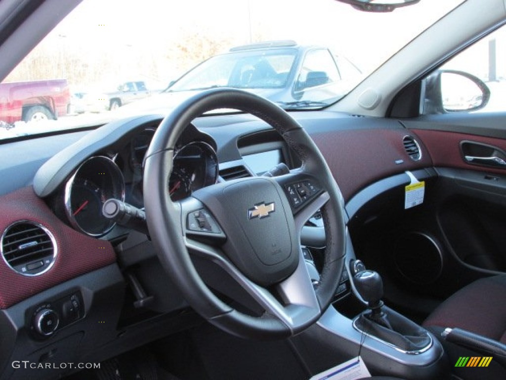 2012 Chevrolet Cruze LT/RS Jet Black/Sport Red Steering Wheel Photo #75366122