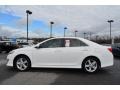 Super White - Camry SE Photo No. 2