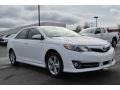 Super White - Camry SE Photo No. 7