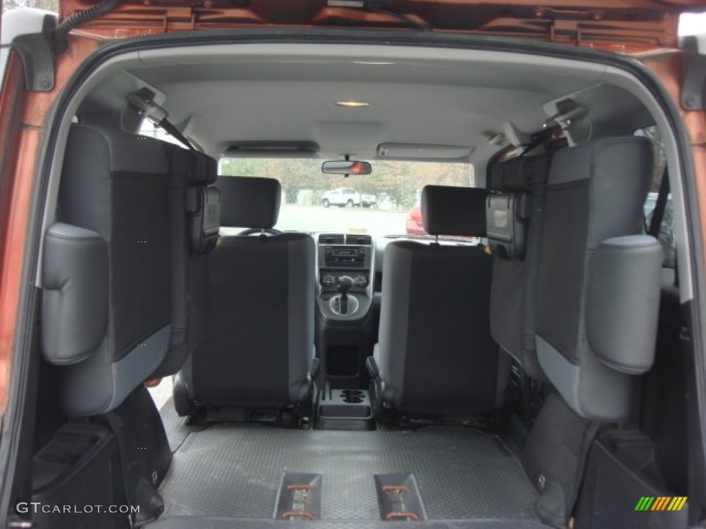 2005 Honda Element LX Trunk Photo #75368957