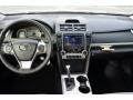 Super White - Camry SE Photo No. 21