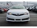 Super White - Camry SE Photo No. 36