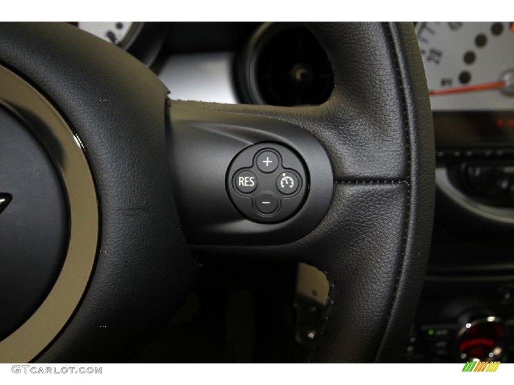 2013 Mini Cooper Hardtop Controls Photo #75369525