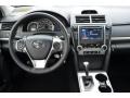 Super White - Camry SE Photo No. 21