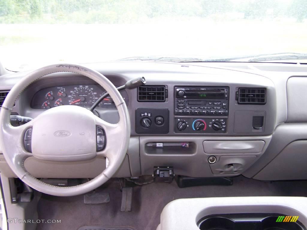 2001 F250 Super Duty Lariat Super Crew 4x4 - Oxford White / Medium Graphite photo #11