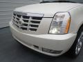 White Diamond - Escalade AWD Photo No. 9