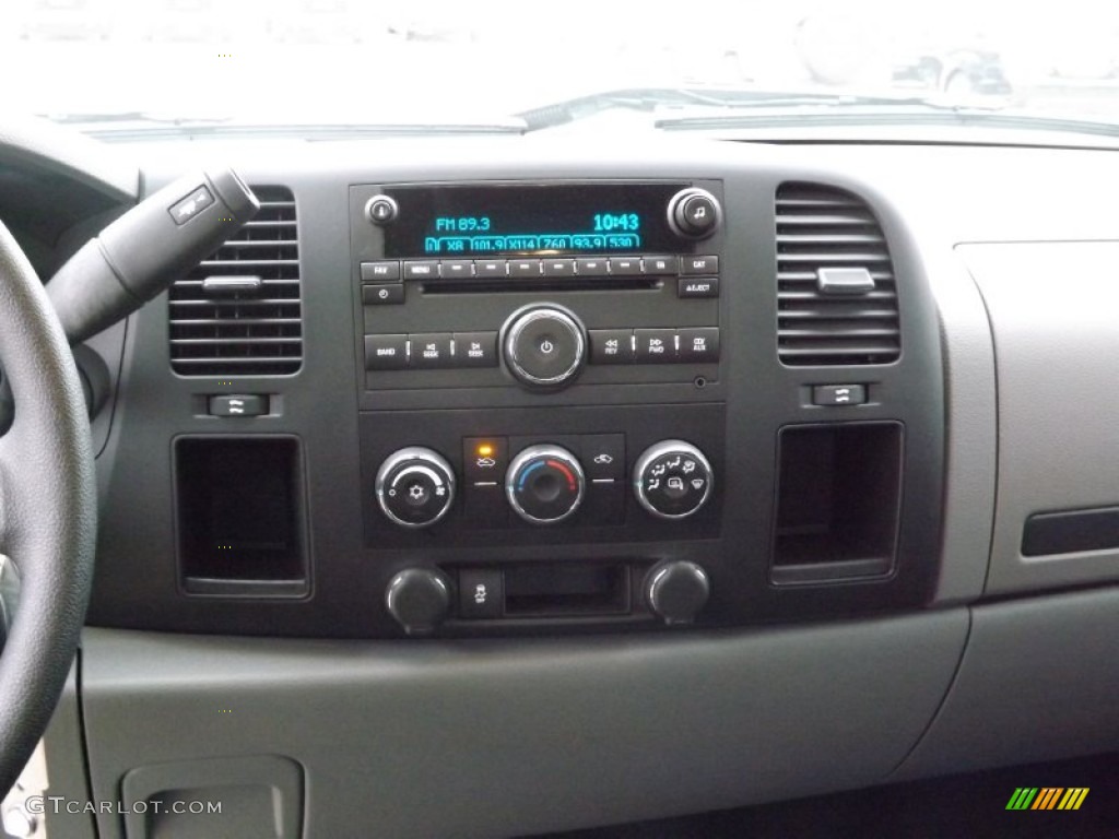 2013 GMC Sierra 1500 SL Extended Cab Controls Photo #75375161