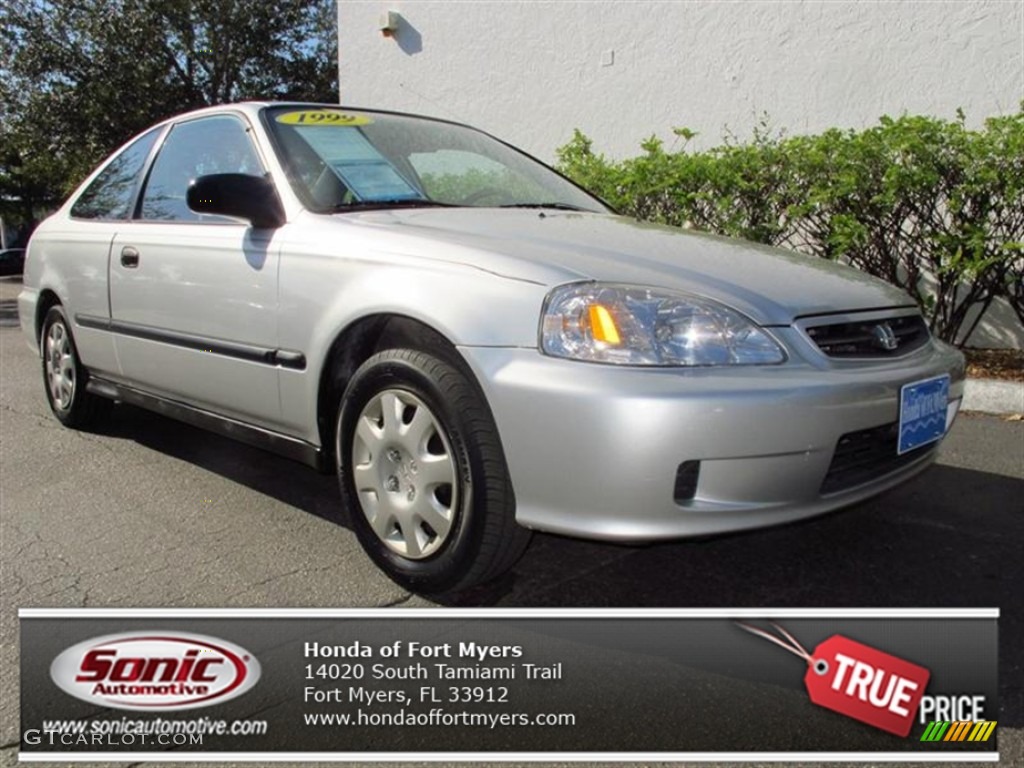 1999 Civic DX Coupe - Vogue Silver Metallic / Gray photo #1