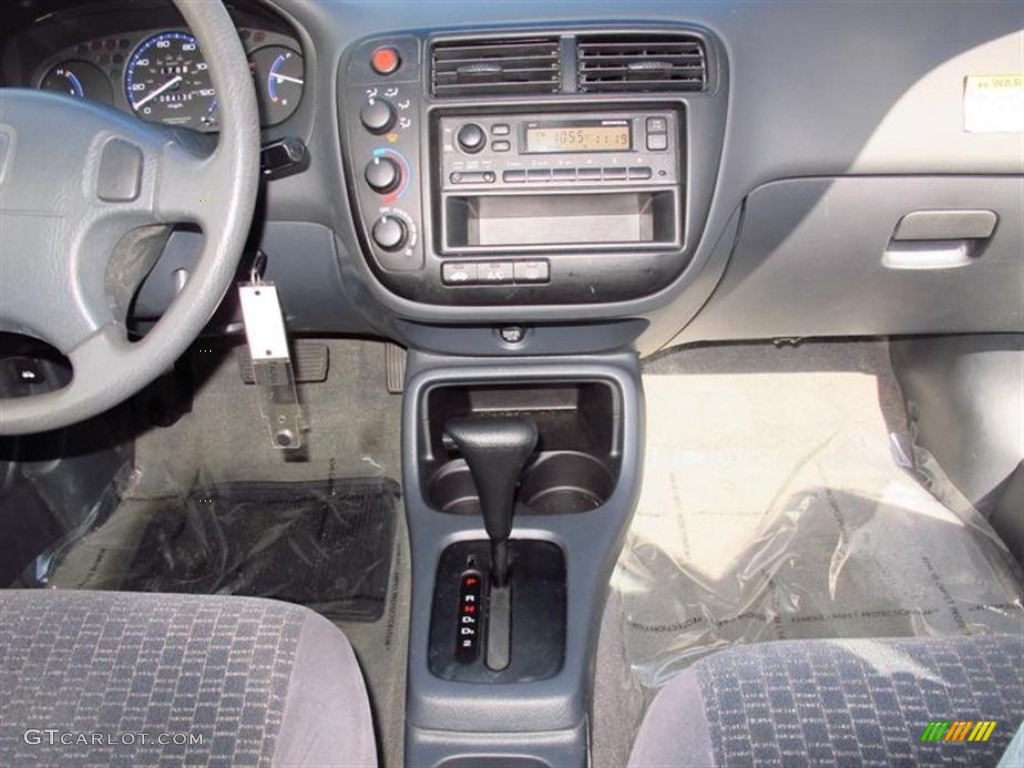 1999 Honda Civic DX Coupe Controls Photo #75375995