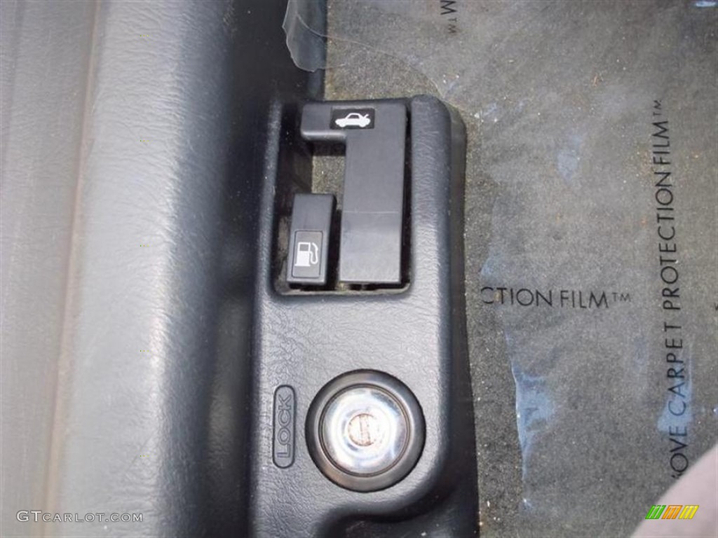 1999 Civic DX Coupe - Vogue Silver Metallic / Gray photo #17