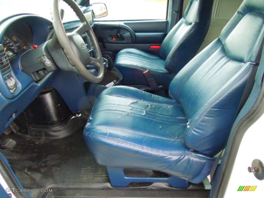 Blue Interior 2003 Chevrolet Astro Standard Astro Model Photo #75377348