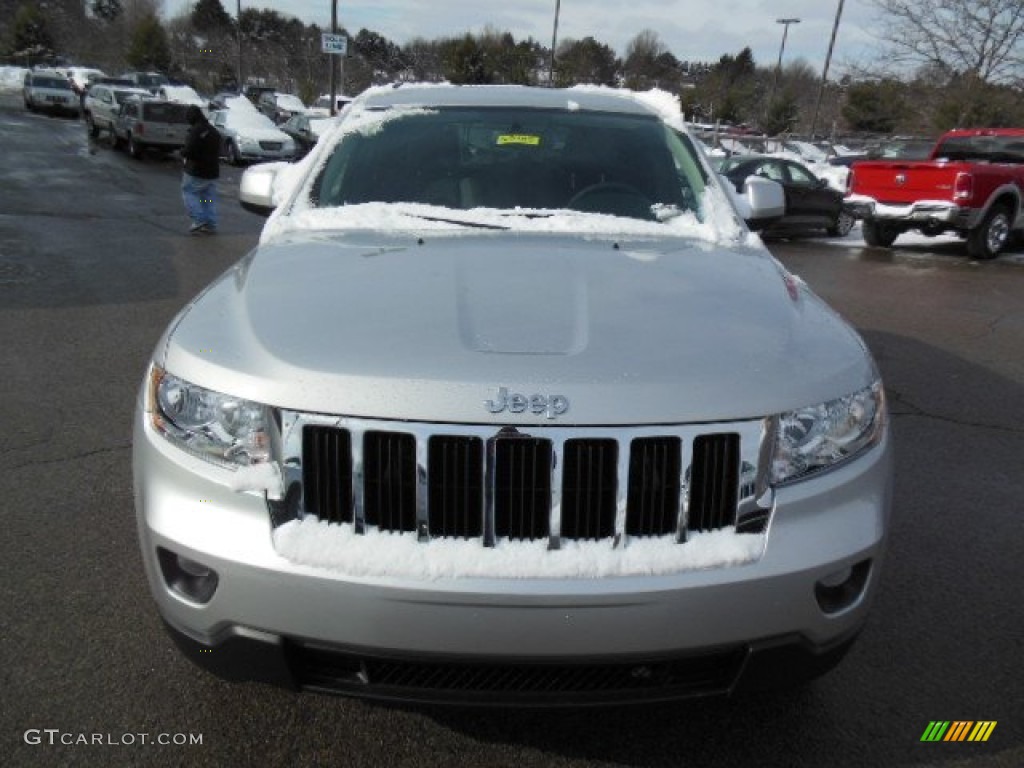 2013 Grand Cherokee Laredo X Package 4x4 - Bright Silver Metallic / Black photo #3
