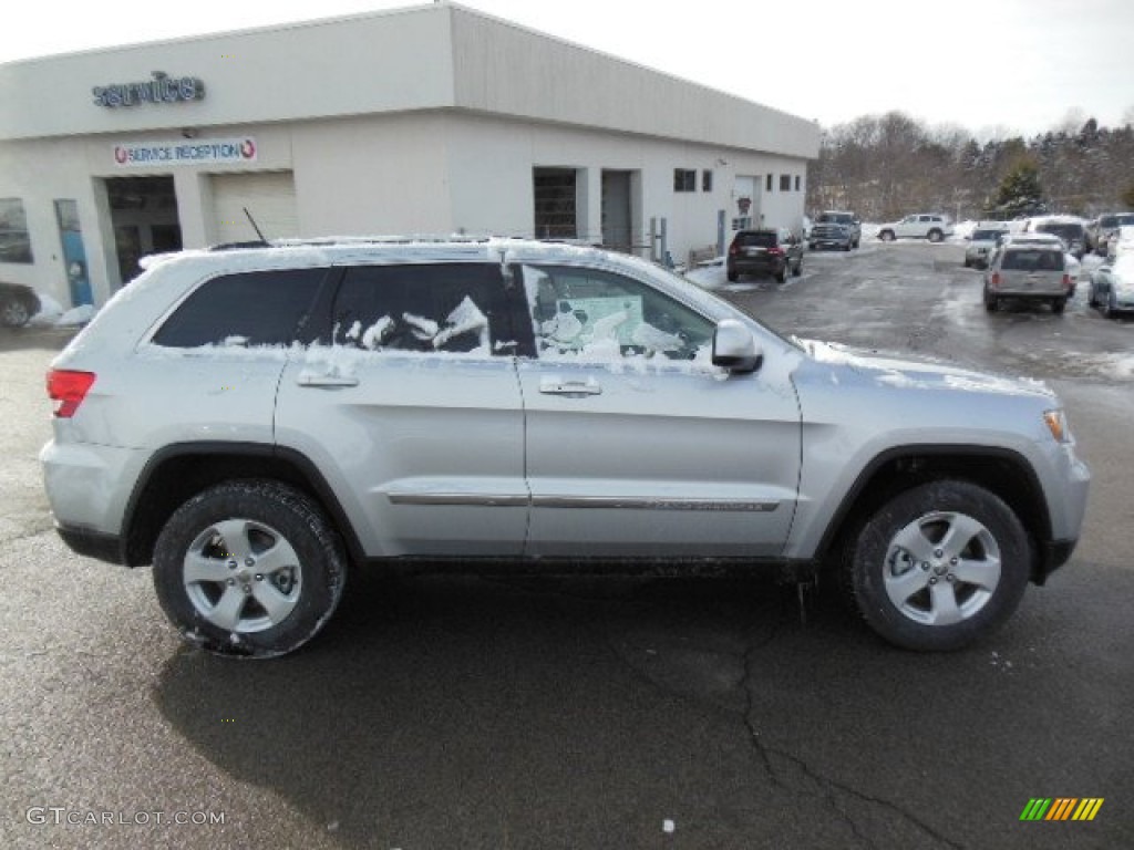 2013 Grand Cherokee Laredo X Package 4x4 - Bright Silver Metallic / Dark Graystone/Medium Graystone photo #5