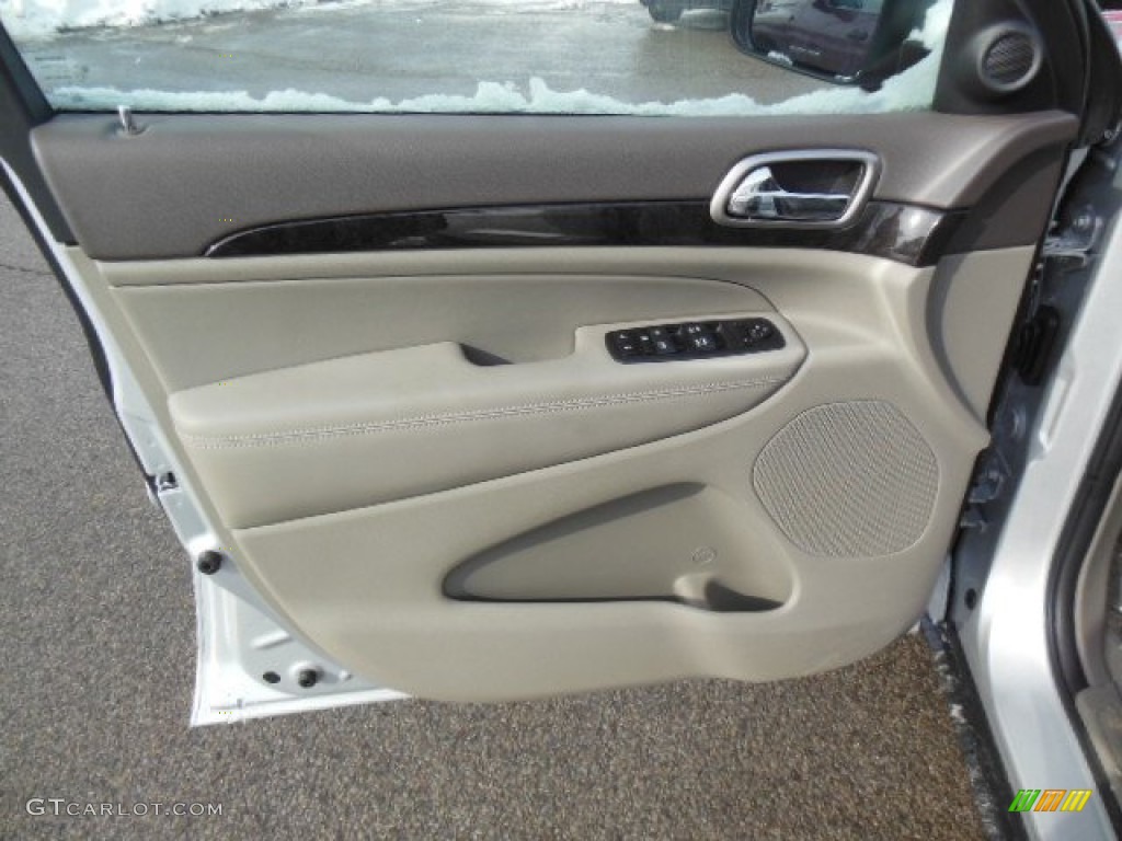 2013 Grand Cherokee Laredo X Package 4x4 - Bright Silver Metallic / Dark Graystone/Medium Graystone photo #12