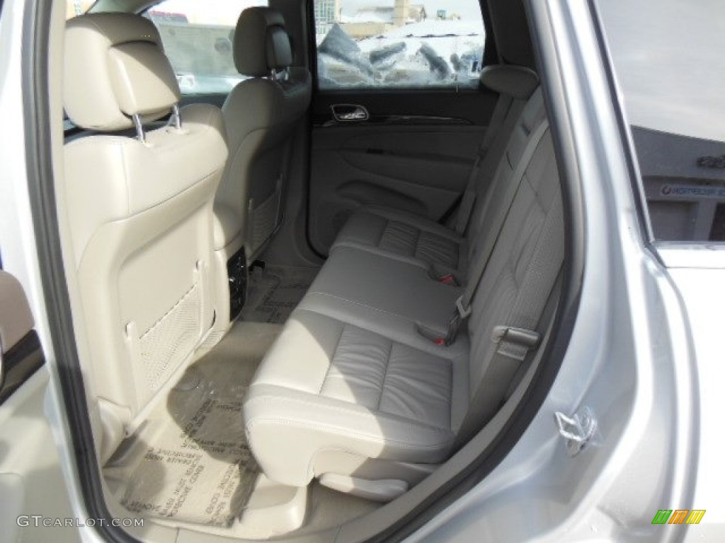 2013 Grand Cherokee Laredo X Package 4x4 - Bright Silver Metallic / Dark Graystone/Medium Graystone photo #13