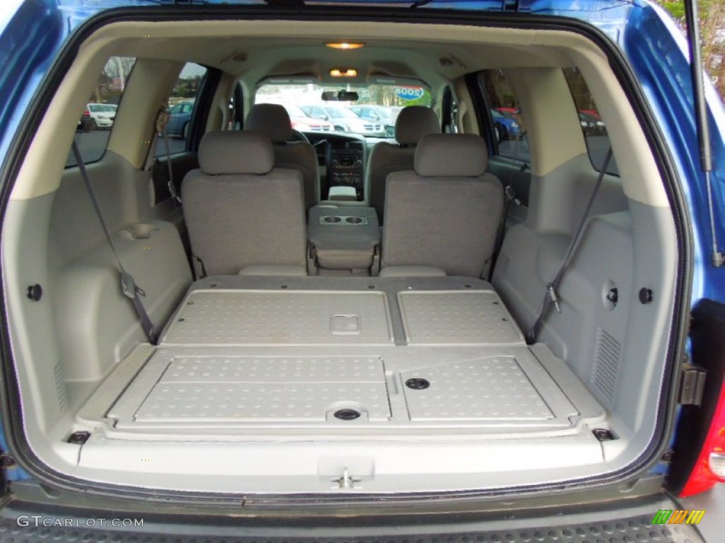 2008 Dodge Durango SXT Trunk Photo #75379832