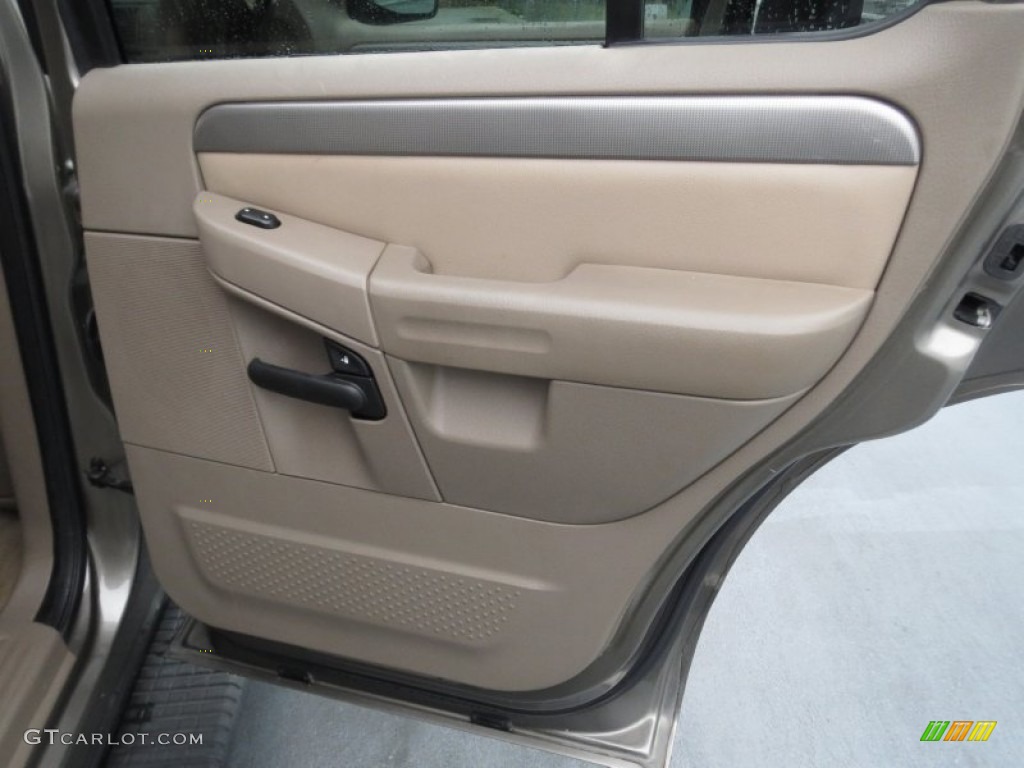 2004 Explorer XLT - Mineral Grey Metallic / Medium Parchment photo #22