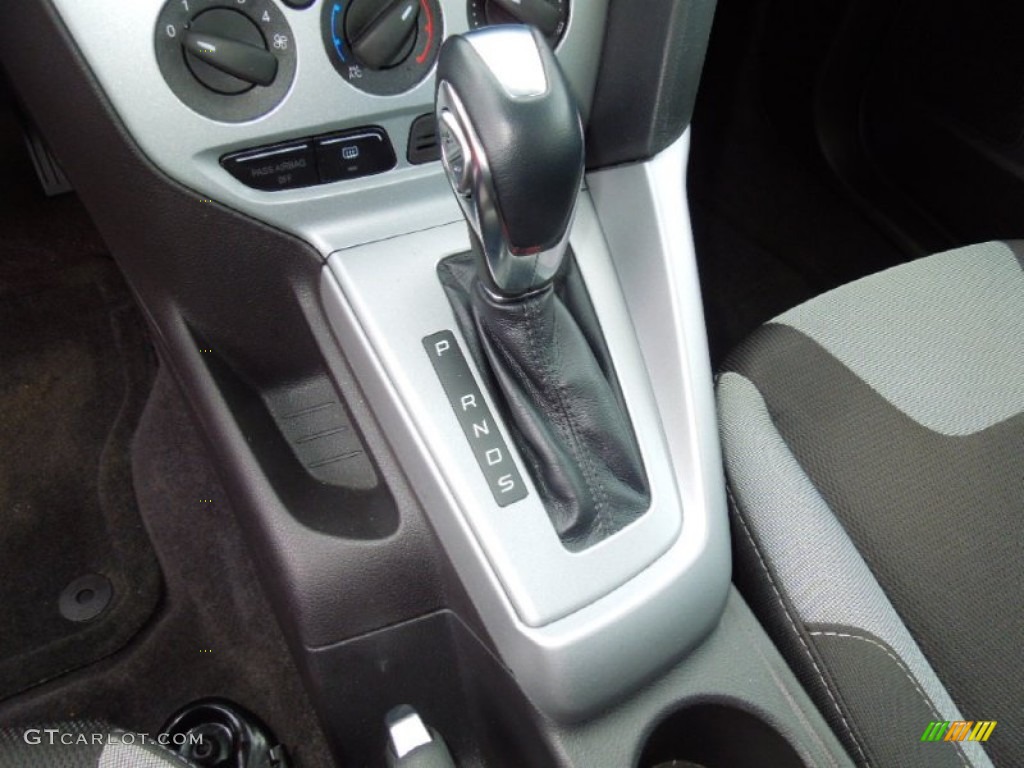 2012 Ford Focus SE Sport Sedan Transmission Photos