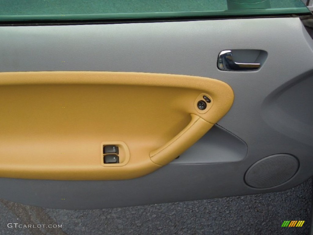 2006 Pontiac Solstice Roadster Door Panel Photos