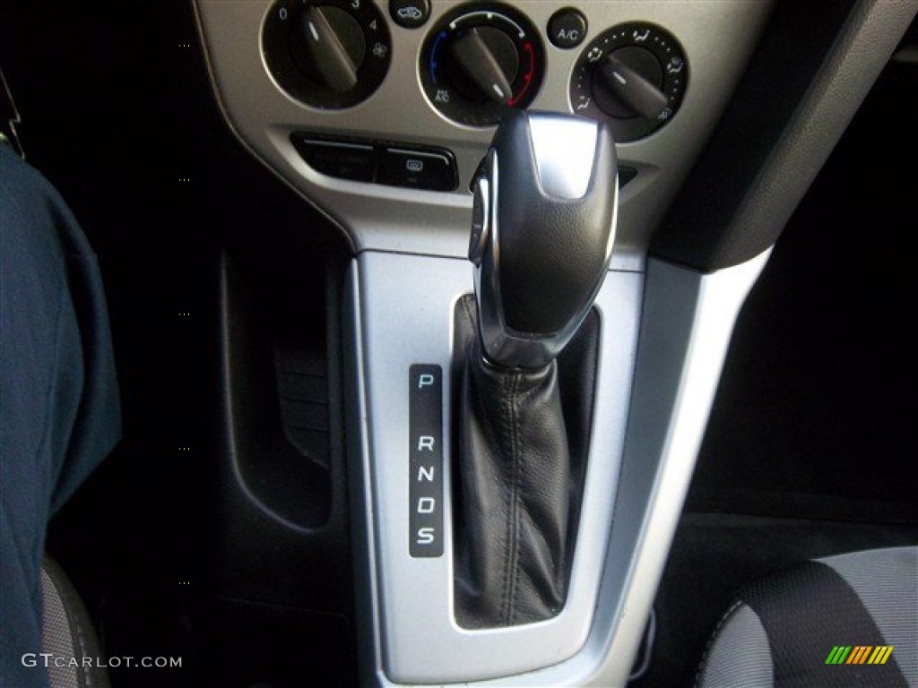 2012 Focus SE Sport Sedan - Sterling Grey Metallic / Two-Tone Sport photo #23