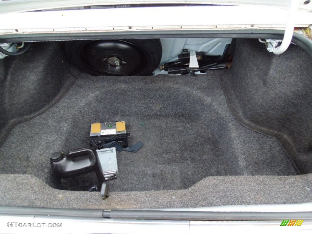 1993 Dodge Dynasty LE Sedan Trunk Photos