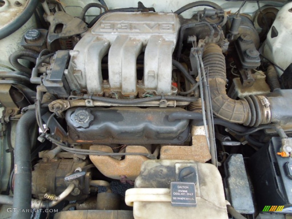 1993 Dodge Dynasty LE Sedan Engine Photos