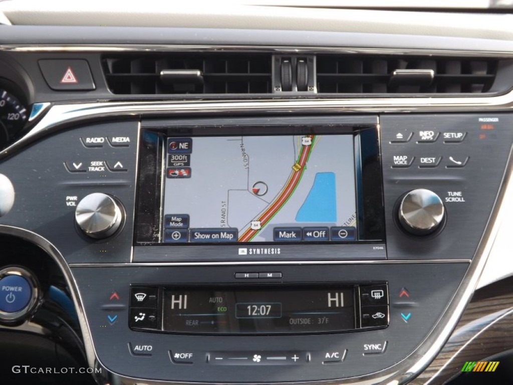 2013 Toyota Avalon Hybrid Limited Navigation Photo #75389297