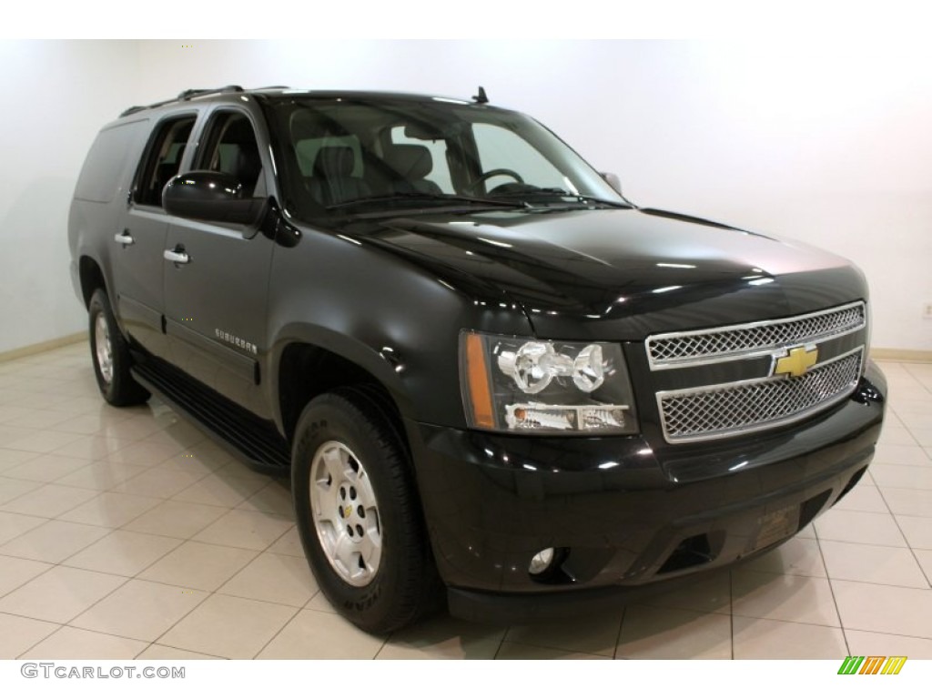 2011 Suburban LT 4x4 - Black / Ebony photo #1