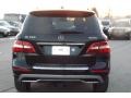 Black - ML 350 4Matic Photo No. 4