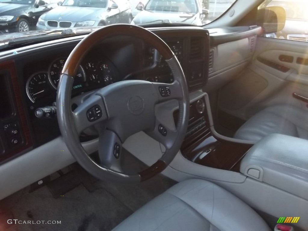 2003 Escalade AWD - Infra Red / Shale photo #10