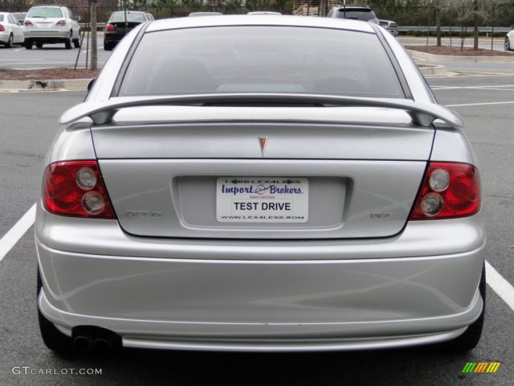 2004 GTO Coupe - Quicksilver Metallic / Black photo #5
