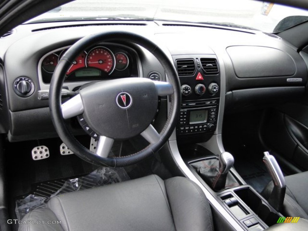 Black Interior 2004 Pontiac GTO Coupe Photo #75397167