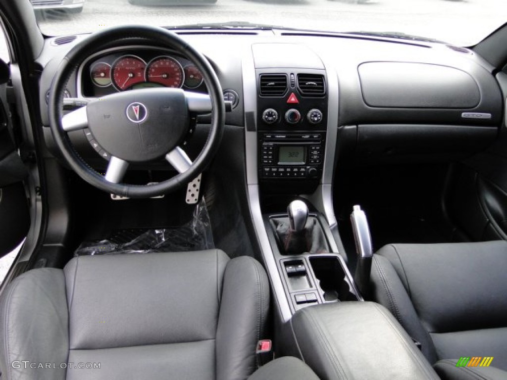 2004 Pontiac GTO Coupe Black Dashboard Photo #75397191