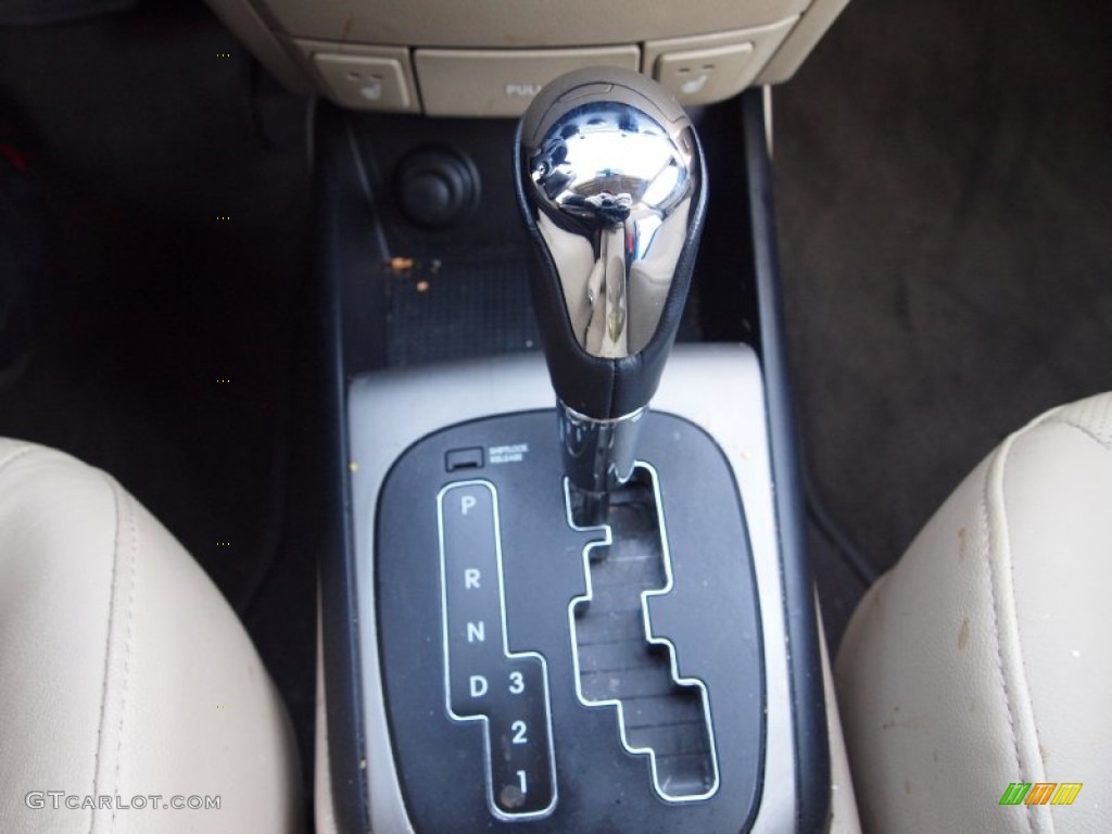 2011 Hyundai Elantra Touring SE Transmission Photos