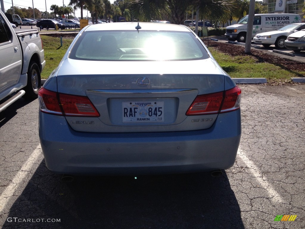 2010 ES 350 - Cerulean Blue Metallic / Light Gray photo #4